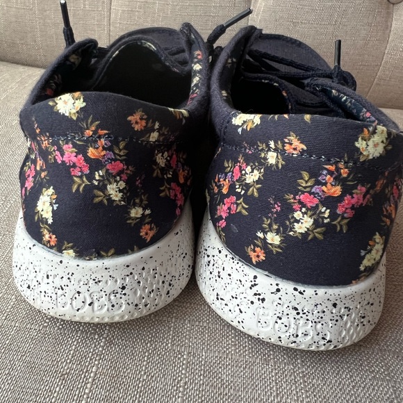 Size 7 Bobs Skipper Laurel Oak floral navy slip on memory foam shoes - Picture 5 of 9